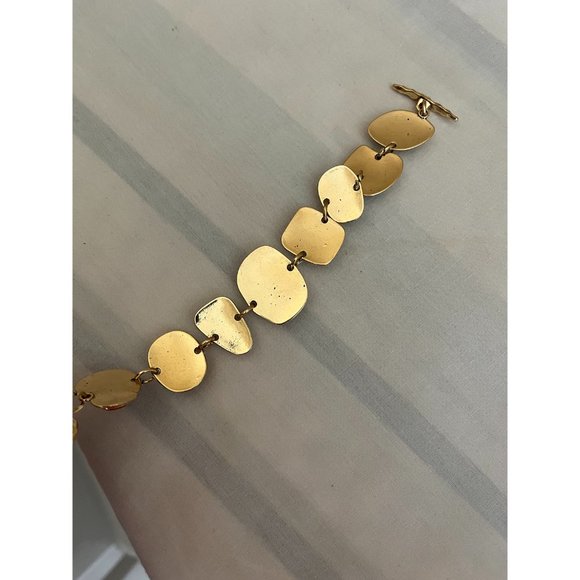 Chunky bracelet, Vintage style bracelet , statement bracelet , gold - Picture 6 of 6